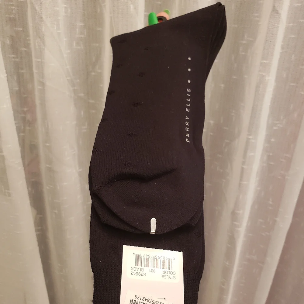 Perry Ellis Portfolio Dress Socks Black NWT